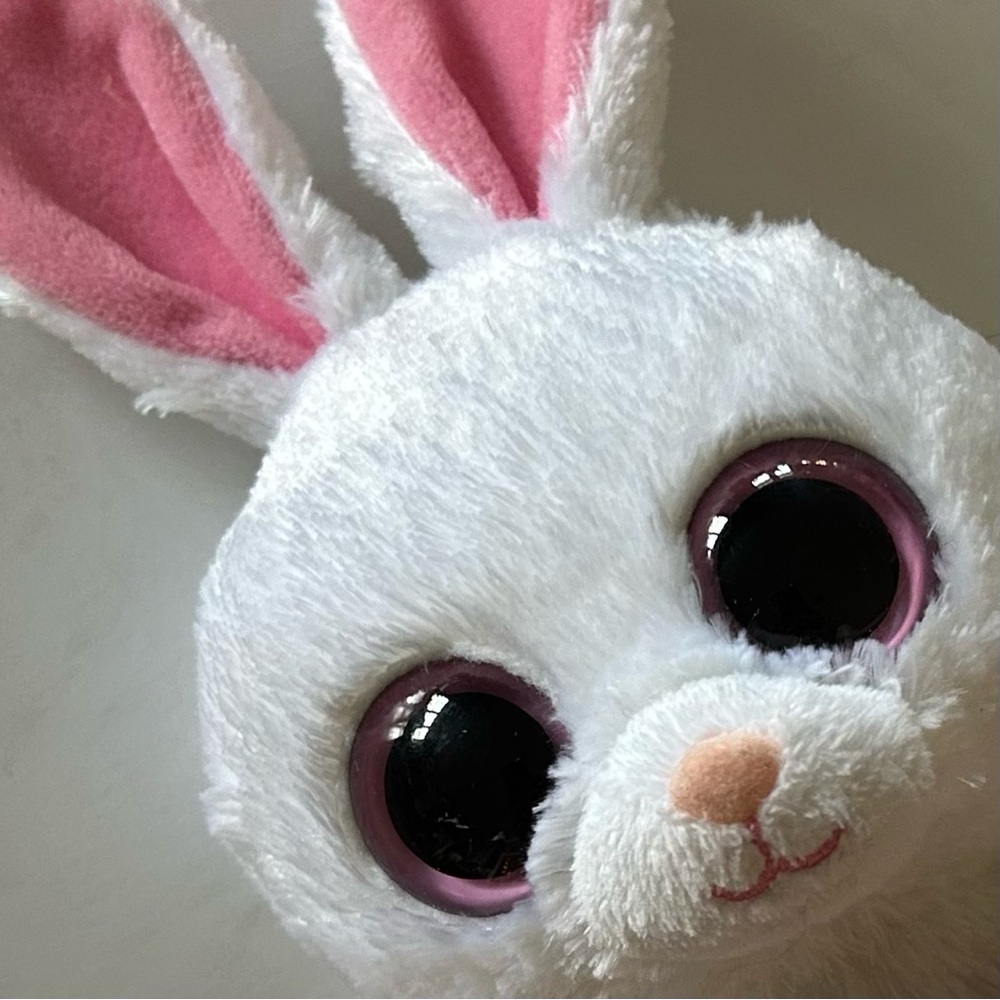 Ty Beanie Boos Collection RETIRED Carrots the White Bunny Rabbit Plush